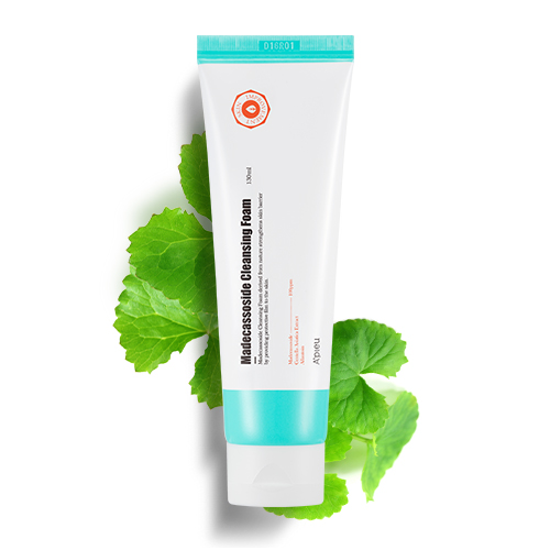 A’pieu MADECASSOSIDE CLEANSING FOAM